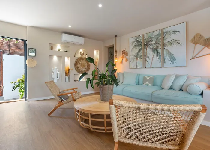 Oceania B, Private Pool Tatil Evi *