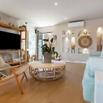 Oceania B, Private Pool