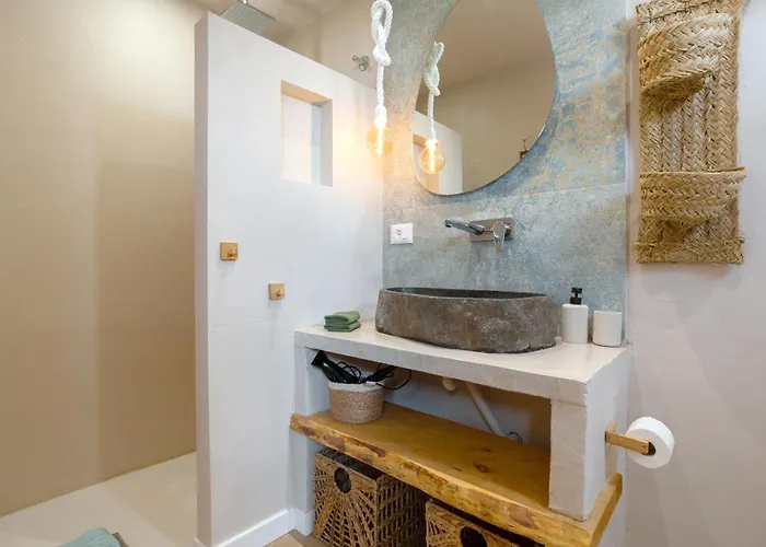 Oceania B, Private Pool